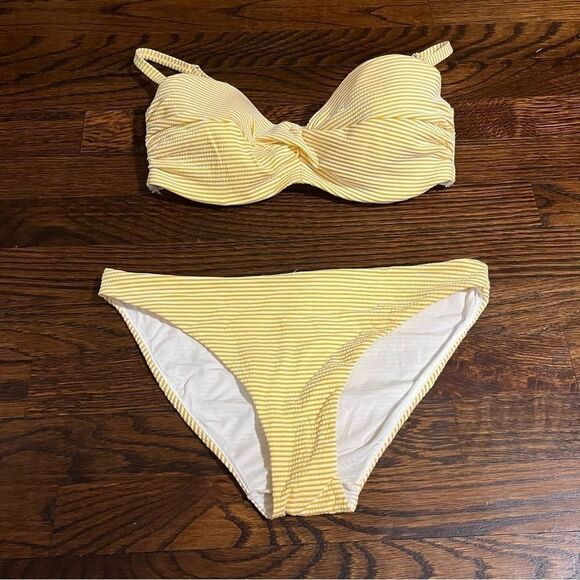 Women's Yellow Striped Bikini Underwire Swimsuit Set - Picture 2 of 10
